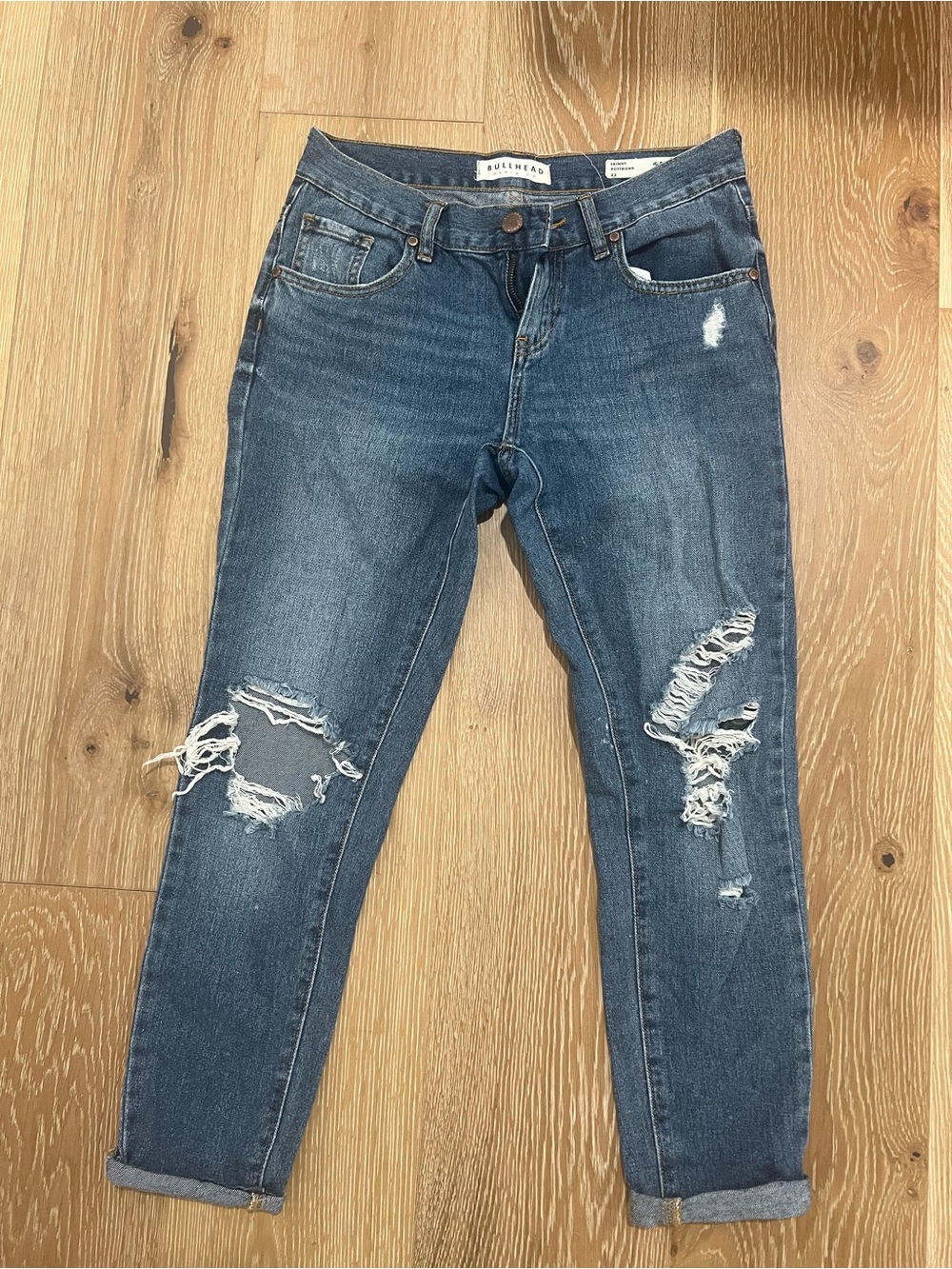 Bullhead Distressed Ankle Crop Jeans in Dark Blue